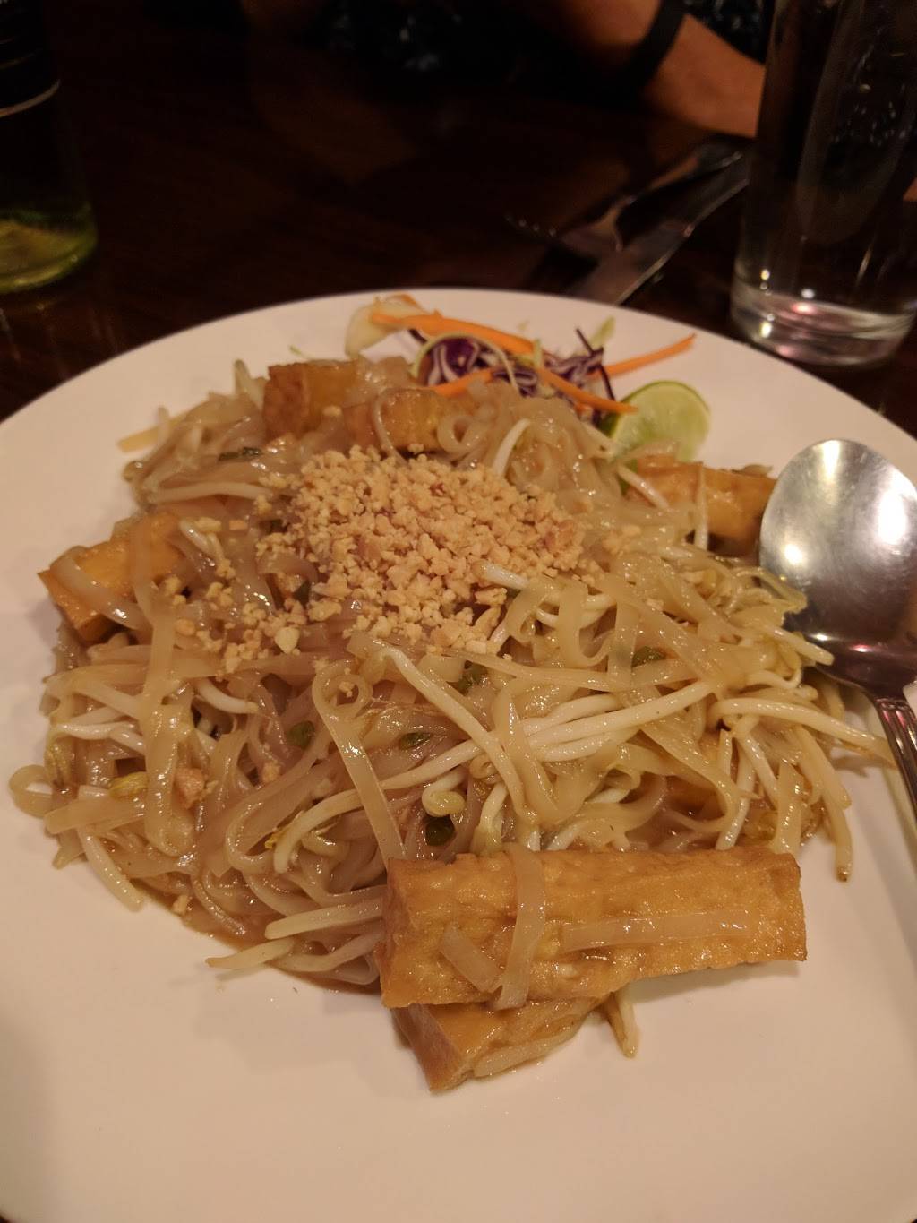 Thai Mango Asian Bistro | restaurant | 2225, 2548 Bethel Rd, Columbus, OH 43220, USA | 6144516864 OR +1 614-451-6864