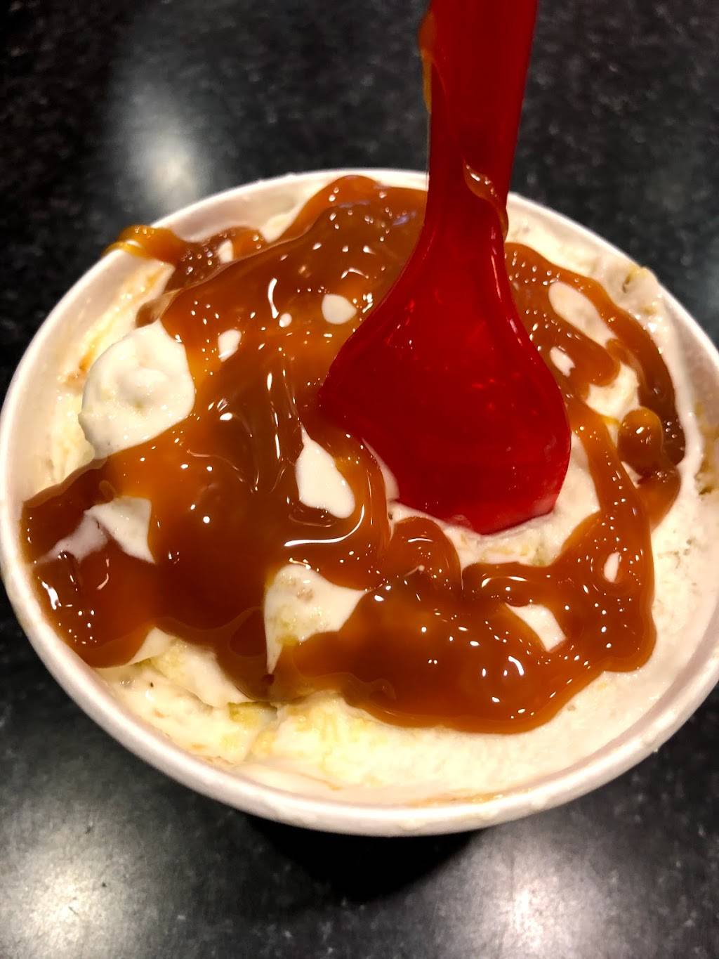 Cold Stone Creamery | bakery | 505 N Grand Ave Ste D, Walnut, CA 91789, USA | 9095951432 OR +1 909-595-1432