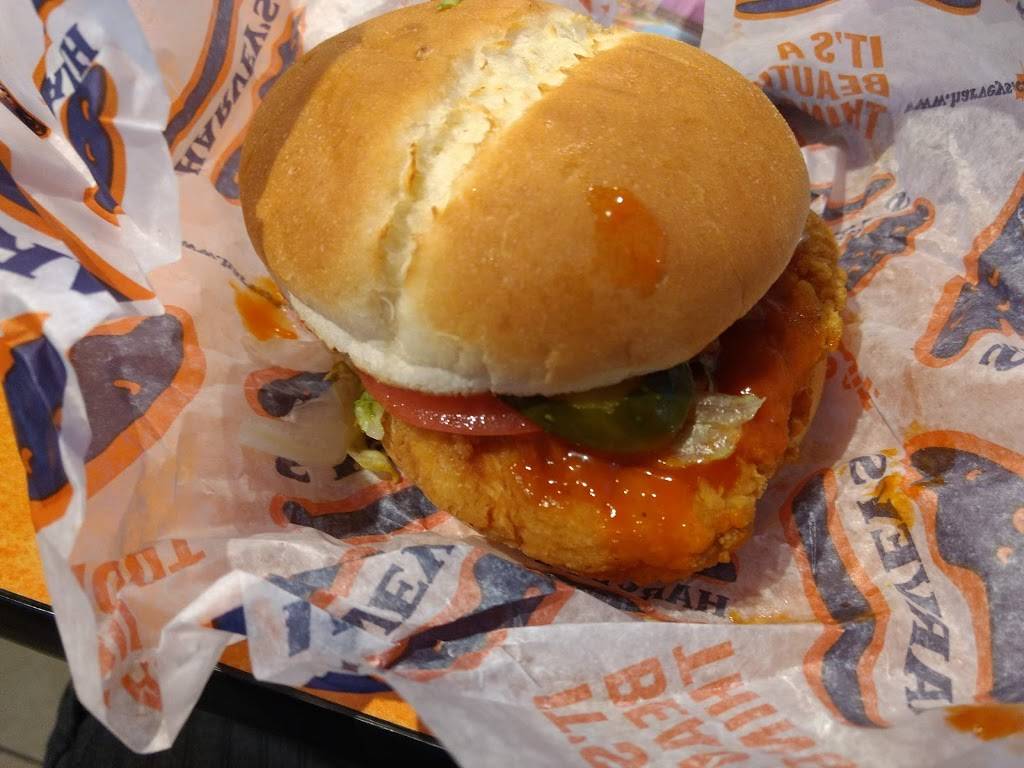 Harveys | restaurant | 991 Wellington Rd, London, ON N6E 3A9, Canada | 5196851971 OR +1 519-685-1971