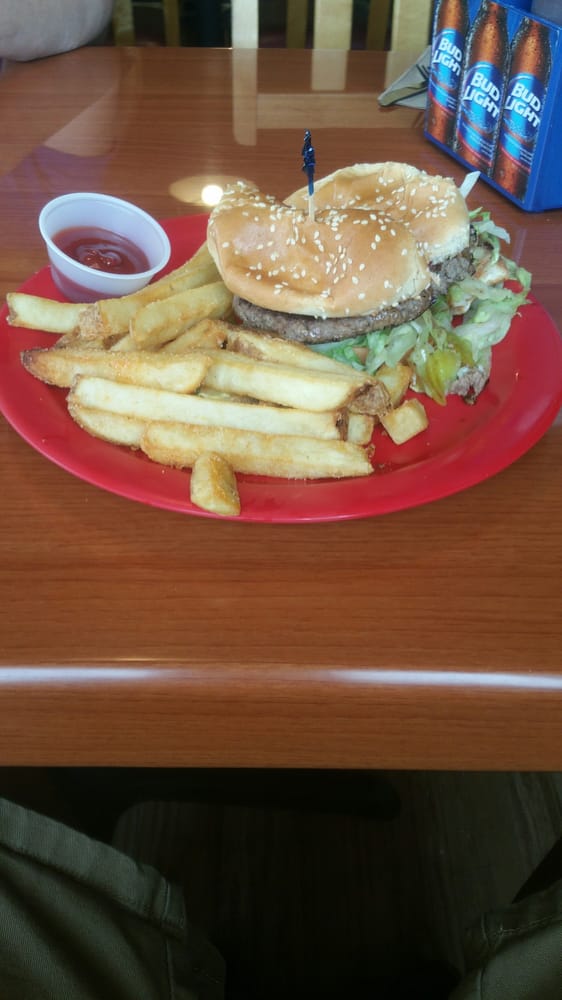 The Basecamp Grill | restaurant | 17355 Spring River Rd, Sunriver, OR 97707, USA | 5415988868 OR +1 541-598-8868