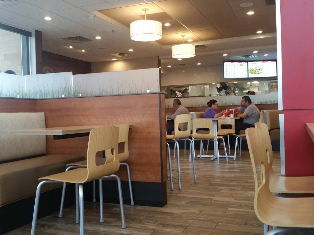Wendys | restaurant | 9307 Potranco Rd, San Antonio, TX 78251, USA | 2106477818 OR +1 210-647-7818