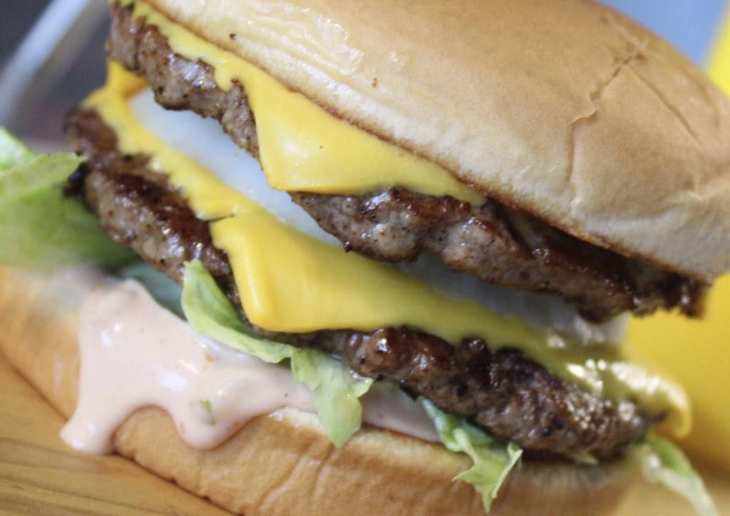 Snap Burger & Fries | restaurant | 1245 Lee Rd, Rochester, NY 14606, USA | 5855330033 OR +1 585-533-0033