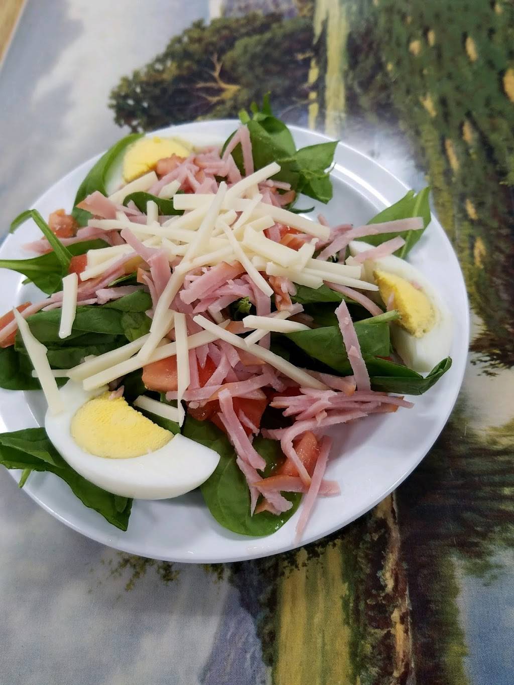 Mei Meis Cookies & Creamery LLC | restaurant | 113 E Elm St, River Falls, WI 54022, USA | 7156292100 OR +1 715-629-2100