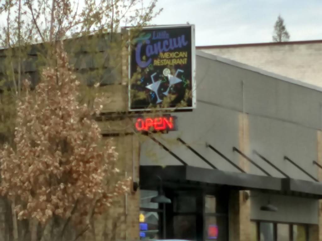 Little Cancun (Bayview) | restaurant | 3040 S Delaware Ave, Milwaukee, WI 53207, USA | 4147635113 OR +1 414-763-5113