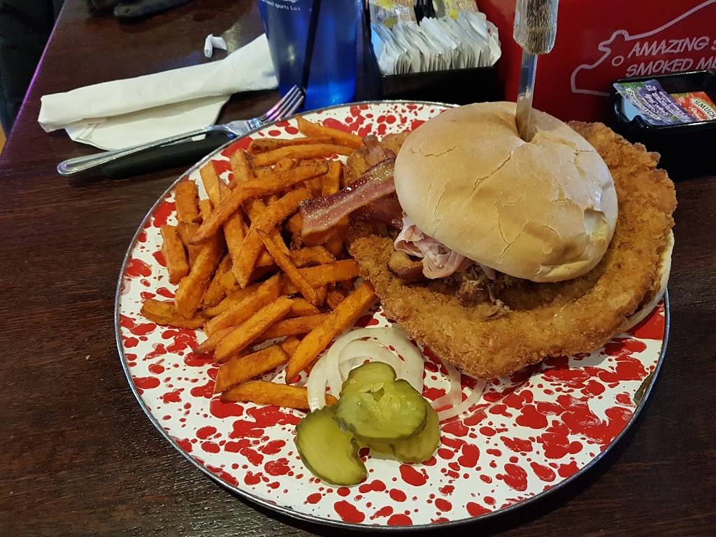 Jethro’s BBQ n’ LakeHouse | restaurant | 1425 SW Vintage Pkwy, Ankeny, IA 50023, USA | 5152894444 OR +1 515-289-4444