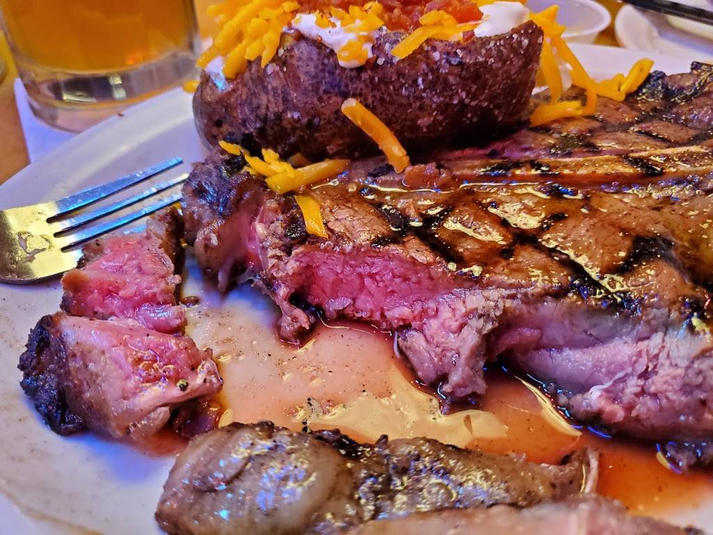 Texas Roadhouse | restaurant | 2024 West, KY-192, London, KY 40741, USA | 6066579651 OR +1 606-657-9651