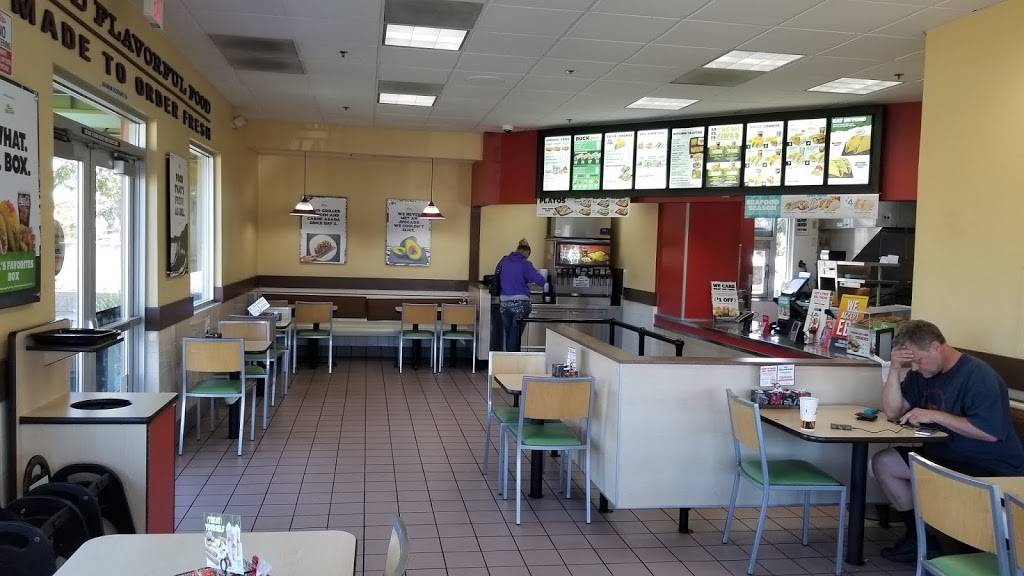 Del Taco | meal takeaway | 141 Broadway, El Cajon, CA 92021, USA | 6195934860 OR +1 619-593-4860