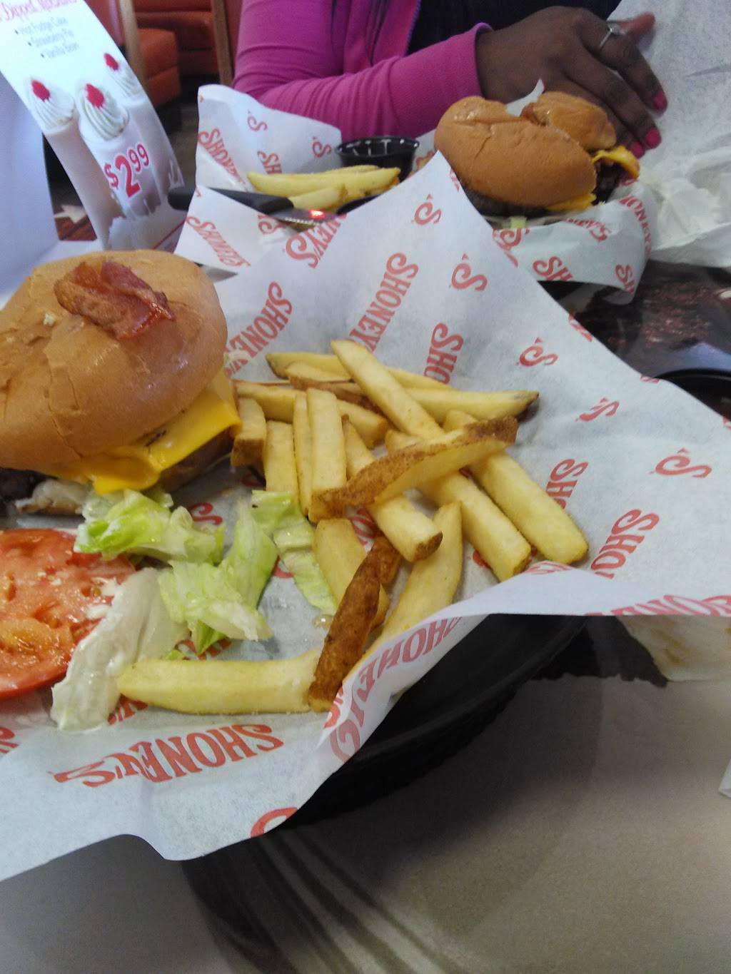 Shoneys Ripley | restaurant | 250 Clay Lick Rd, Ripley, WV 25271, USA | 3043726058 OR +1 304-372-6058