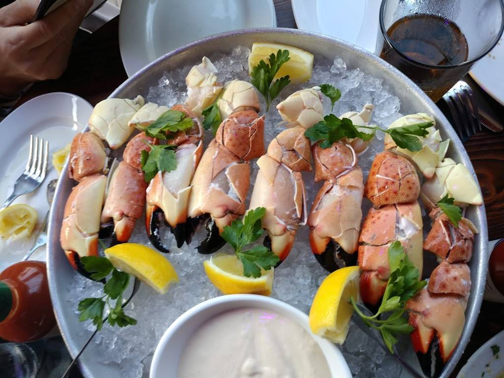 Vinnies | restaurant | 106 Commercial Blvd, Lauderdale-By-The-Sea, FL 33308, USA | 9547728111 OR +1 954-772-8111