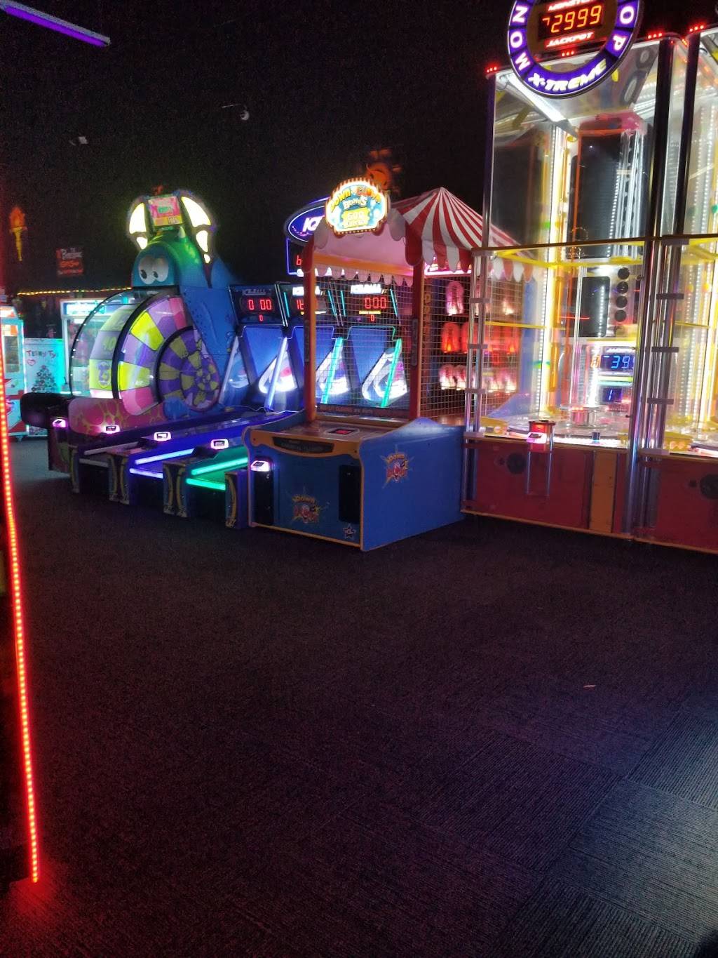 Magnolia Shoppes | shopping mall | 9645 Westview Dr, Coral Springs, FL 33076, USA | 5616302300 OR +1 561-630-2300