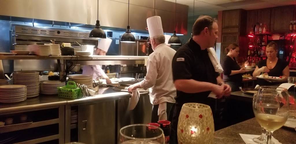 Siglers Rotisserie & Seafood | restaurant | 12 Sheridan Park Cir, Bluffton, SC 29910, USA | 8438155030 OR +1 843-815-5030