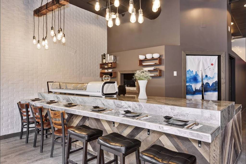 Montira Thai and Sushi | restaurant | 1845 Tower Dr, Glenview, IL 60026, USA | 8477303006 OR +1 847-730-3006