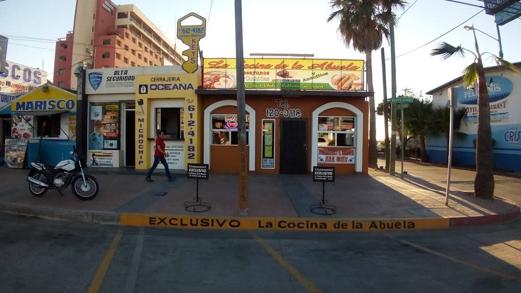 La Cocina de la Abuela | restaurant | Blvd. Benito Juárez 318, Centro Playas, 22700 Rosarito, B.C., Mexico | 016611200118 OR +52 661 120 0118