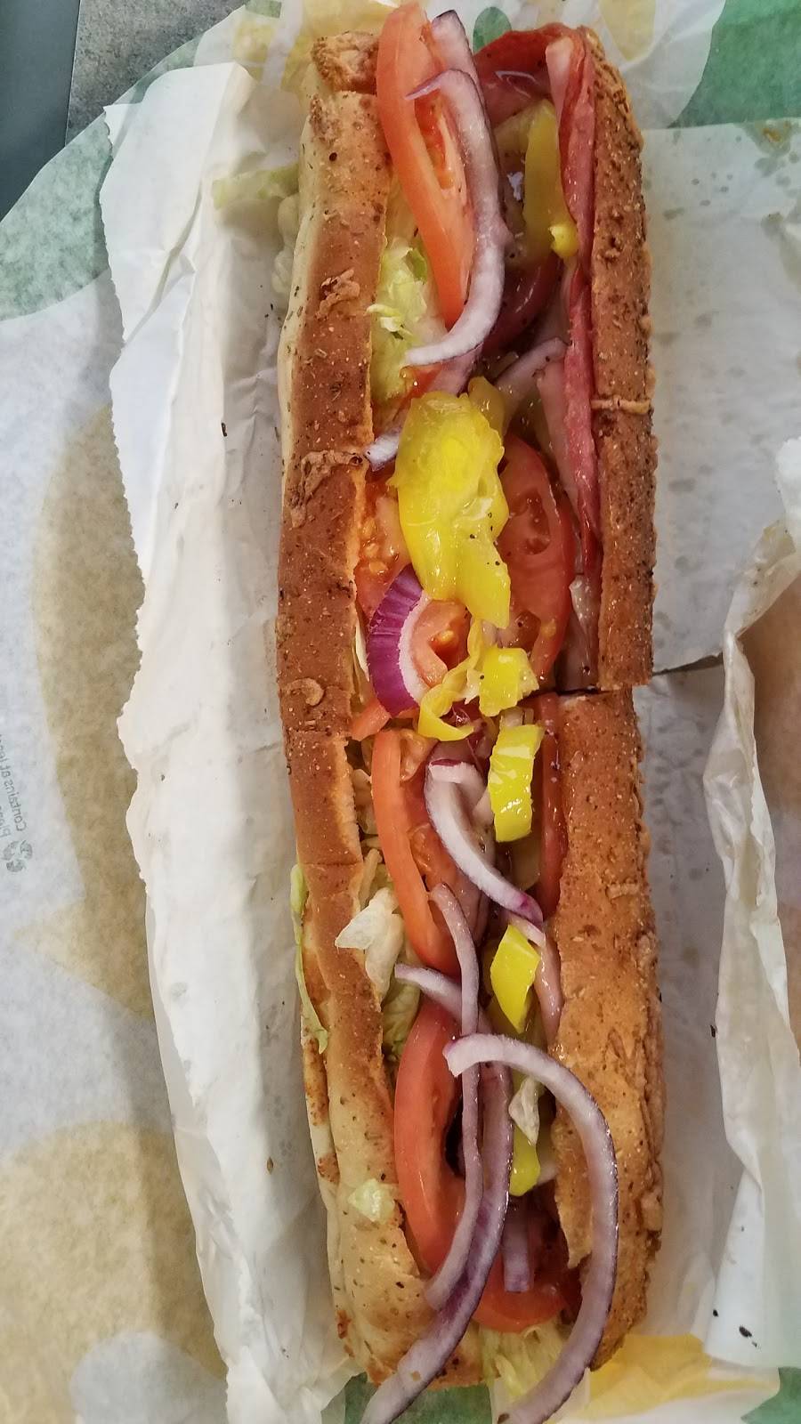 Subway | meal takeaway | 301 E Main St, Hillsboro, OR 97123, USA | 5035478331 OR +1 503-547-8331