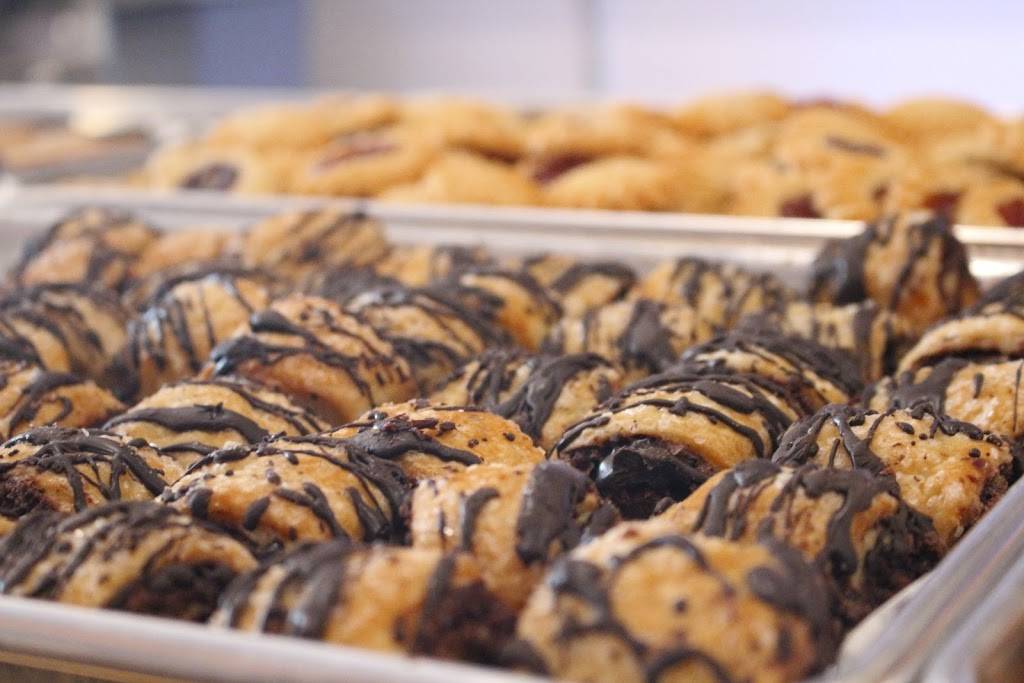 Nona Bakery & Pizzeria | bakery | 9454 Harding Ave, Surfside, FL 33154, USA | 7862167717 OR +1 786-216-7717