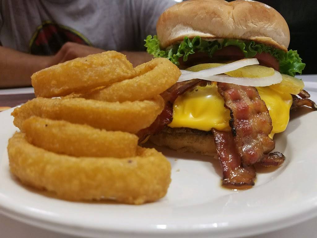 Steak n Shake | restaurant | 889 N Bridge St, Chillicothe, OH 45601, USA | 7402171194 OR +1 740-217-1194