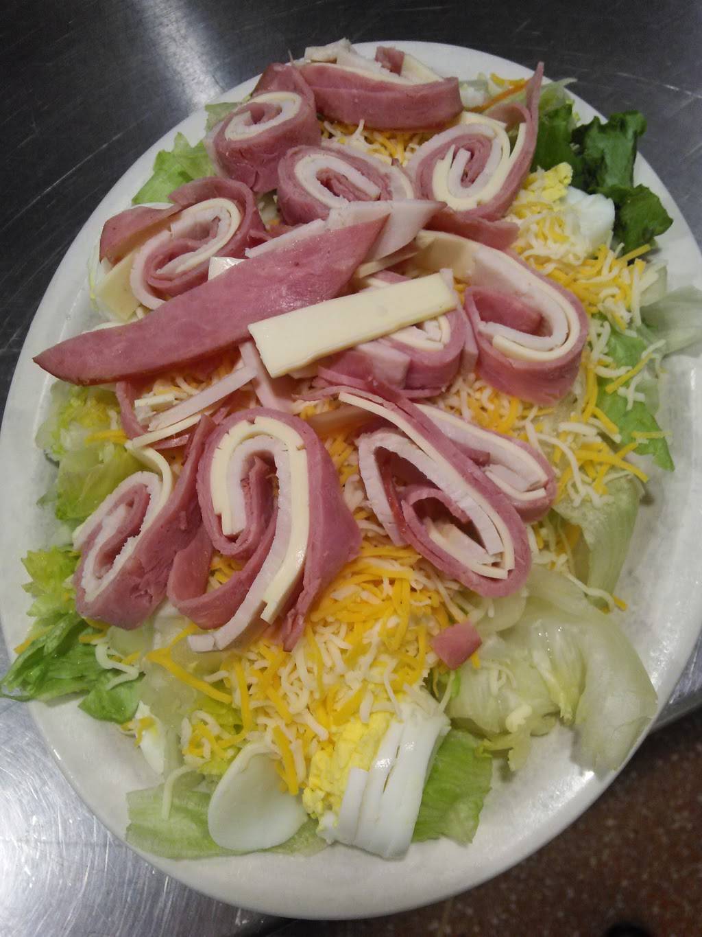 Queen City Family Restaurant | restaurant | 100 Lancaster Ave, Reading, PA 19611, USA | 6103761888 OR +1 610-376-1888