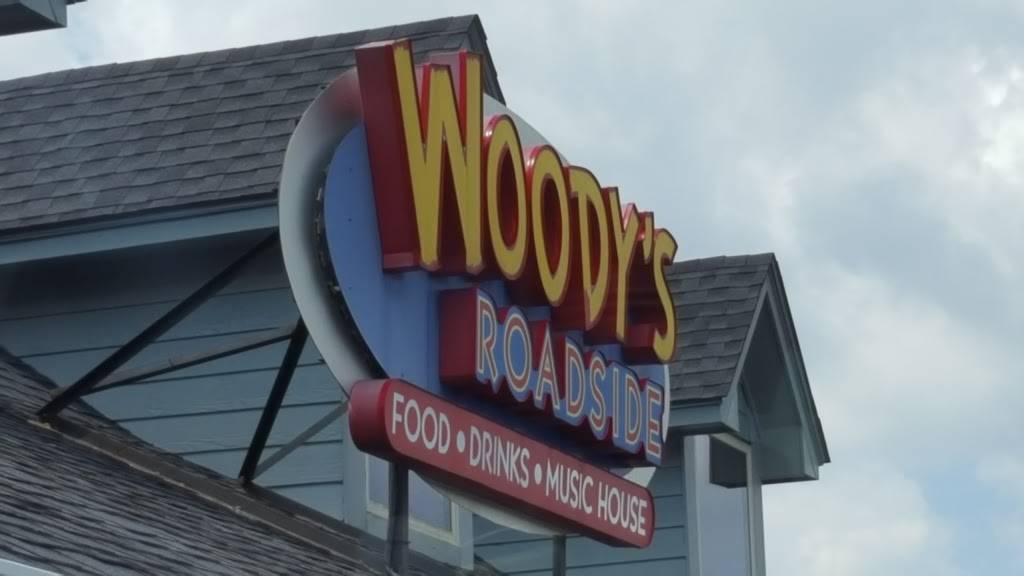 Raising Canes Chicken Fingers | meal takeaway | 3098 Bienville Blvd, Ocean Springs, MS 39564, USA | 2288721958 OR +1 228-872-1958