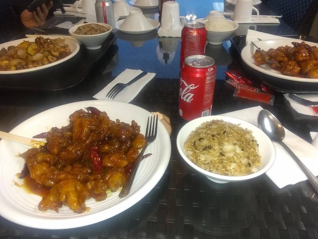 Fried Rice King | restaurant | 11619 Rancho Rd, Adelanto, CA 92301, USA | 7605301777 OR +1 760-530-1777