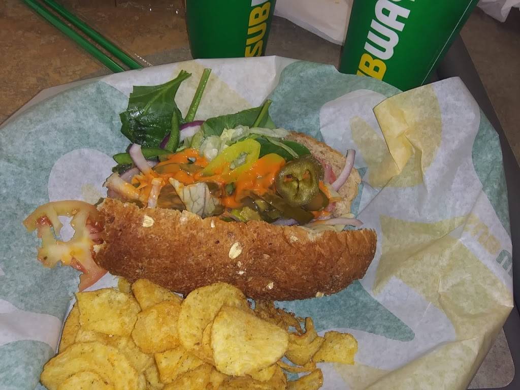Subway Restaurants | restaurant | 16510 Termini-San Luis Pass Rd B, Galveston, TX 77554, USA | 4096322917 OR +1 409-632-2917