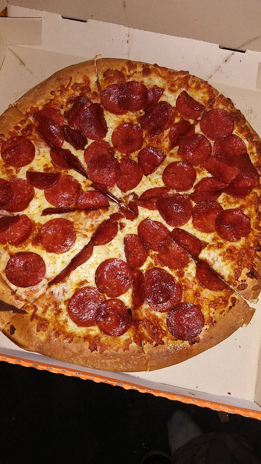 Little Caesars Pizza | meal takeaway | 4388 E Craig Rd #135, Las Vegas, NV 89115, USA | 7028883566 OR +1 702-888-3566