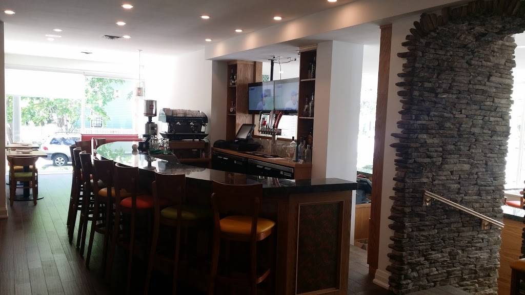 Bella Vita Ristorante | restaurant | 142 Queen St, Niagara-on-the-Lake, ON L0S 1J0, Canada | 9054683263 OR +1 905-468-3263