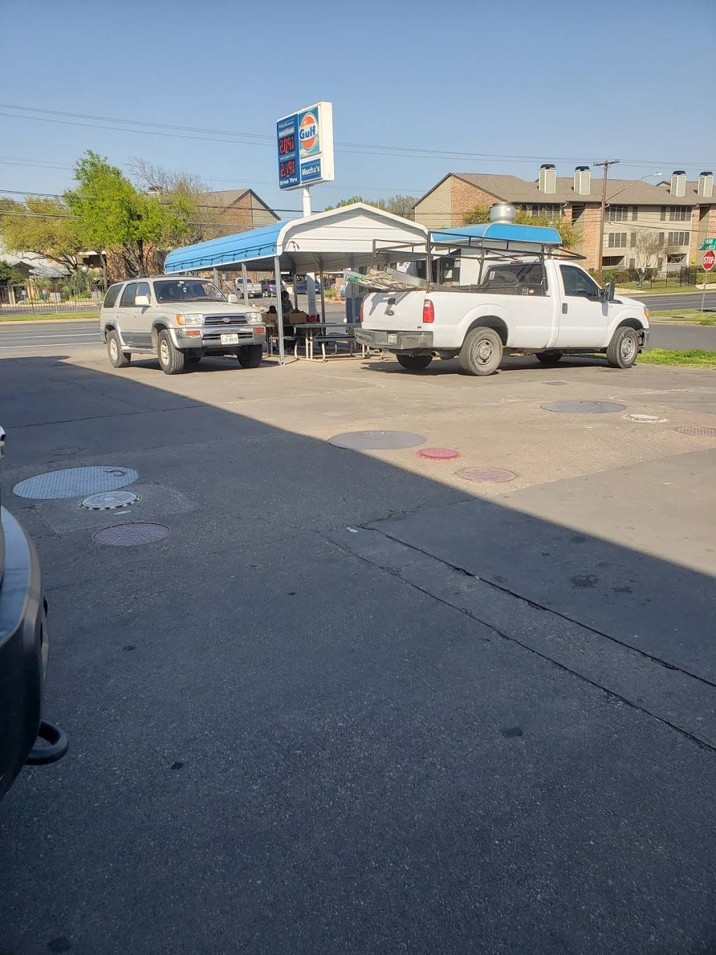 Comida Hondureña | restaurant | 2300-2398 Greenfield Pkwy, Austin, TX 78741, USA | 7372229391 OR +1 737-222-9391