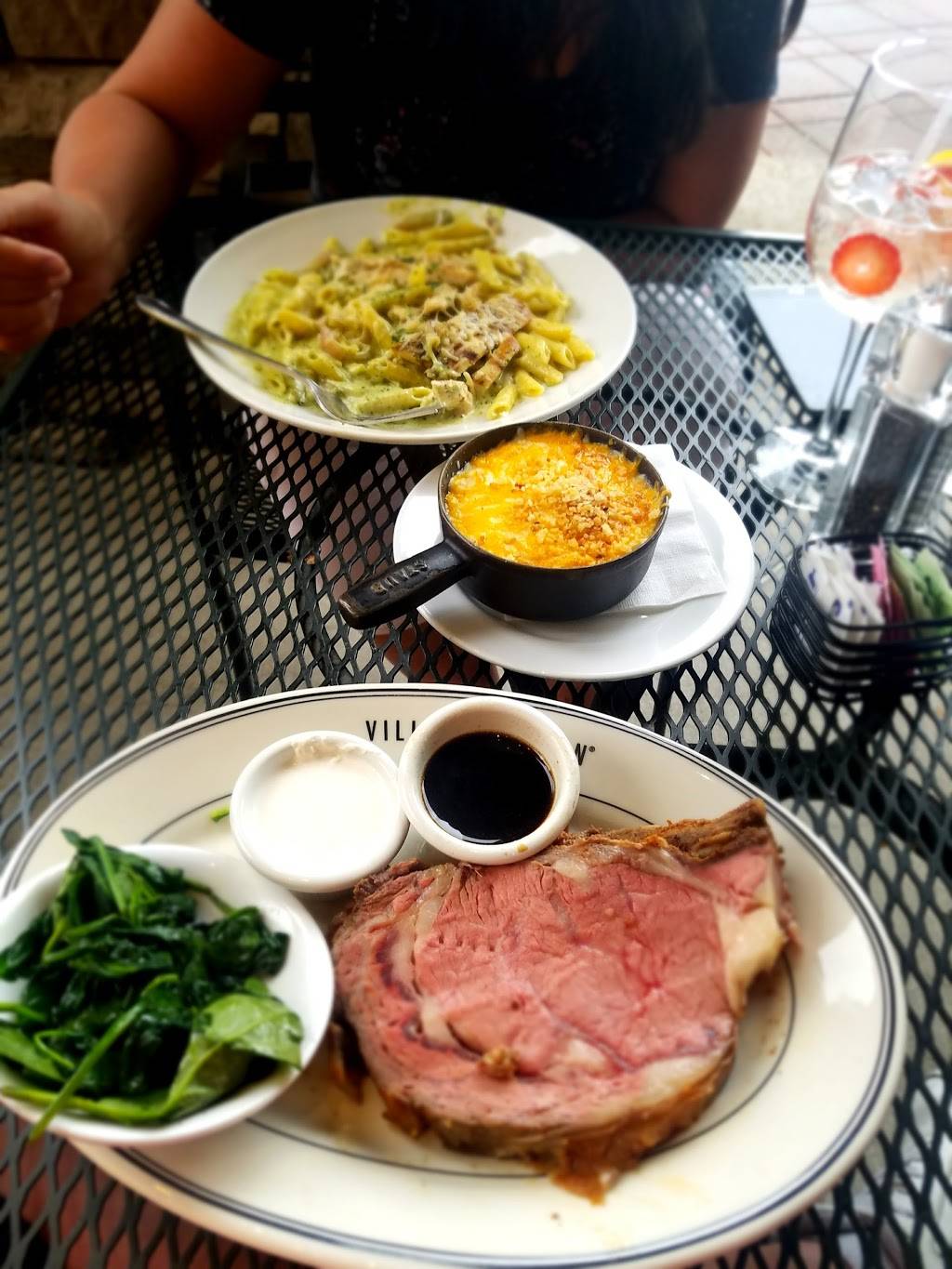 Village Tavern | restaurant | 1 W Flatiron Crossing Dr Space #2040, Broomfield, CO 80021, USA | 7208876900 OR +1 720-887-6900