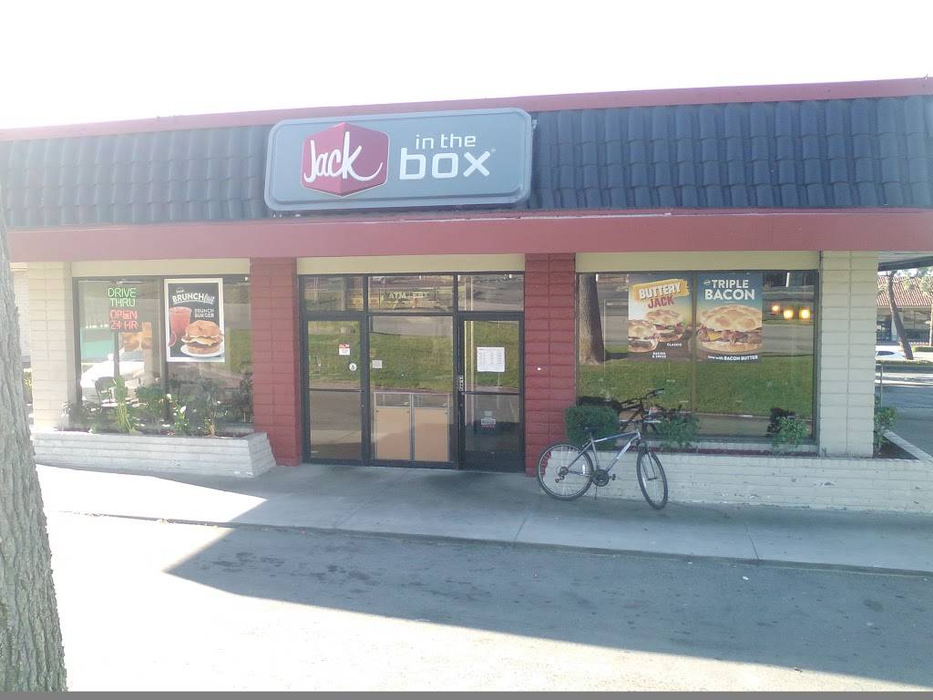 Jack in the Box | restaurant | 3653 E Highland Ave, Highland, CA 92346, USA | 9098640466 OR +1 909-864-0466