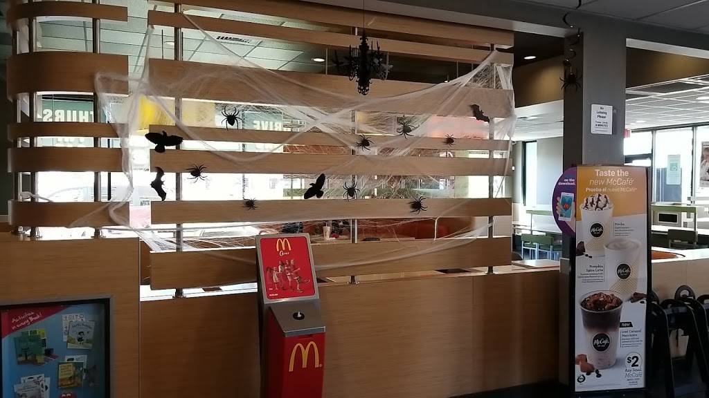 McDonalds | cafe | 5060 W Cactus Rd, Glendale, AZ 85306, USA | 6025479242 OR +1 602-547-9242