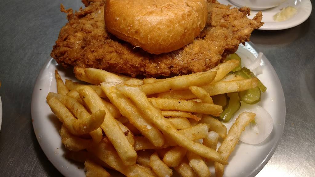 GGs place LLC | restaurant | 15 S Hawkeye Ave, Nora Springs, IA 50458, USA | 6417492577 OR +1 641-749-2577