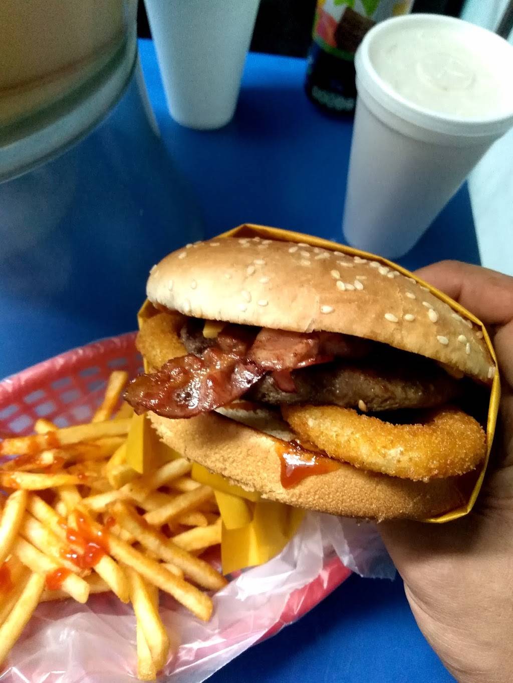 hot dogs el güedogs | restaurant | Prolongacion Calzada Cortez 1956 4, Hidalgo, 22880 Ensenada, B.C., Mexico | 016461249836 OR +52 646 124 9836