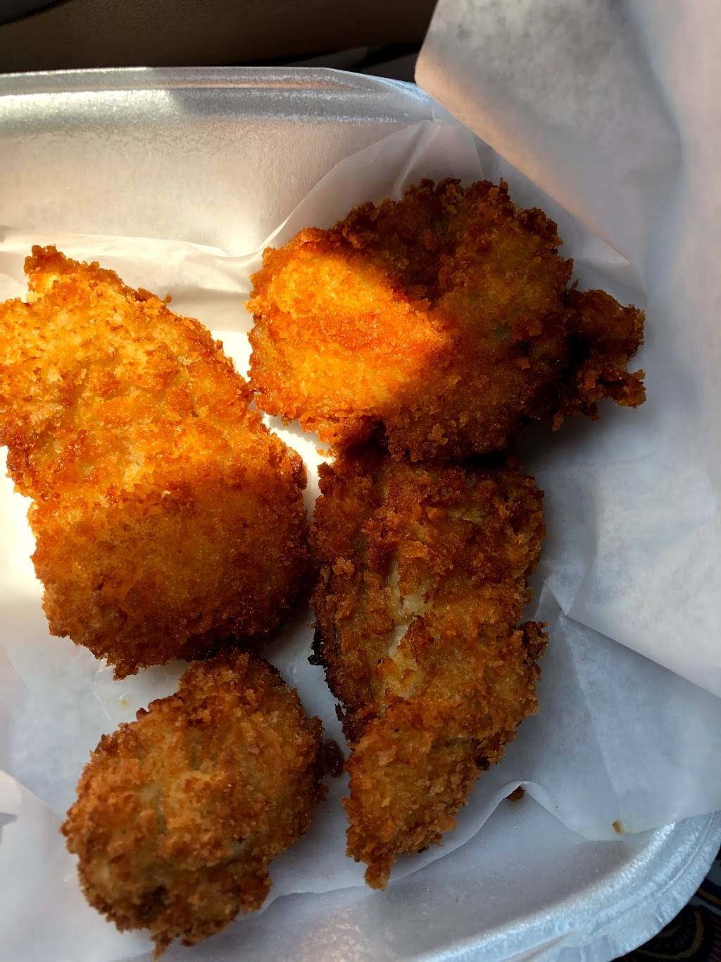 S & J Seafood | restaurant | 3546 Towne Point Rd, Portsmouth, VA 23703, USA | 7574841900 OR +1 757-484-1900