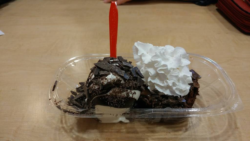 Dairy Queen Grill & Chill | restaurant | 2130 W Sycamore St, Kokomo, IN 46901, USA | 7654528751 OR +1 765-452-8751