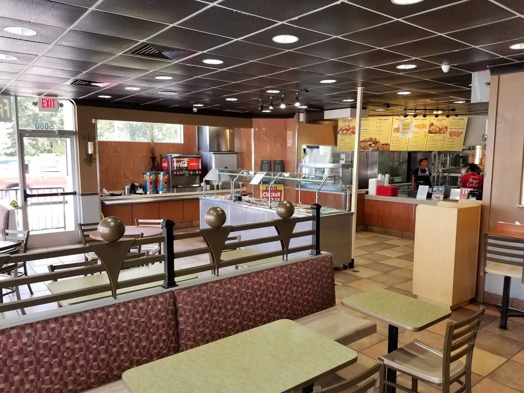 Hartz Chicken Buffet | restaurant | 15050 Old Humble Rd, Humble, TX 77396, USA | 2819739469 OR +1 281-973-9469