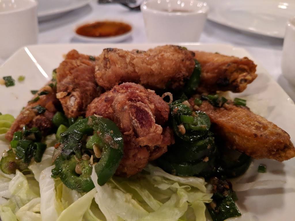 New Moon | restaurant | 2138 Verdugo Blvd, Montrose, CA 91020, USA | 8182494393 OR +1 818-249-4393