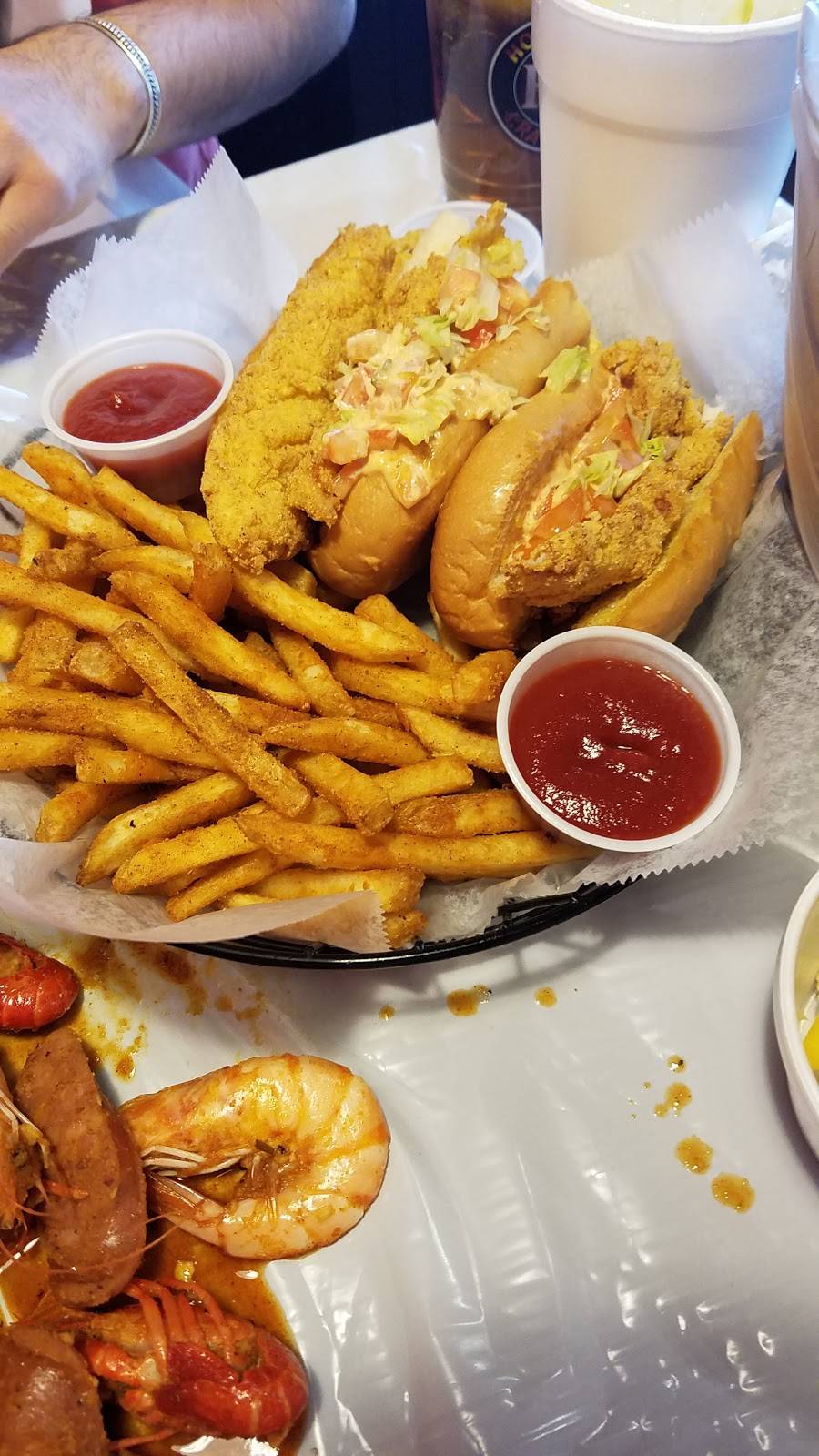 Hot N Juicy Crawfish | restaurant | 6751 N Sunset Blvd Suite E101, Glendale, AZ 85305, USA | 6238722984 OR +1 623-872-2984