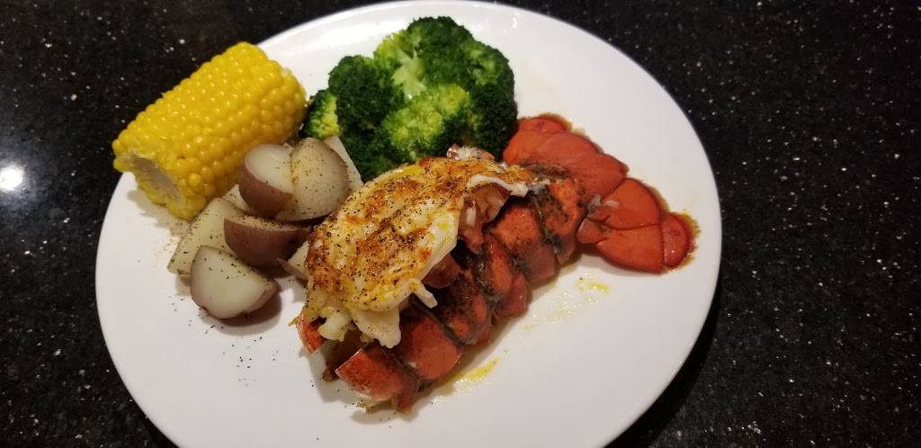 Red Crab - Juicy Seafood | restaurant | 2314 W Jefferson St, Joliet, IL 60435, USA | 8152805005 OR +1 815-280-5005