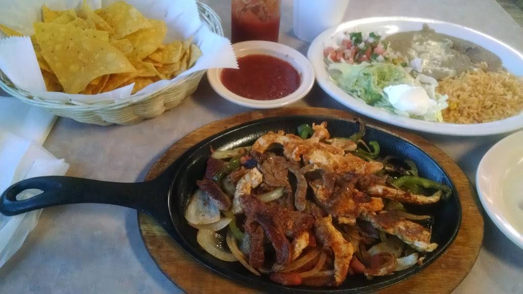 Iguanas Mexican Restaurant | restaurant | 1207 N Illinois Ave, Harrisburg, AR 72432, USA | 8705789668 OR +1 870-578-9668