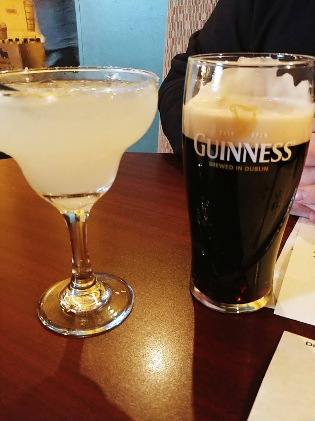 Urban Comforts Eatery | restaurant | 32N S 3rd St, Zanesville, OH 43701, USA | 7404532227 OR +1 740-453-2227