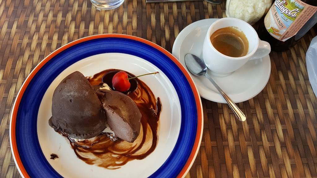 Scottos Pizza | restaurant | 400 Abbington Dr, East Windsor, NJ 08520, USA | 6094436410 OR +1 609-443-6410