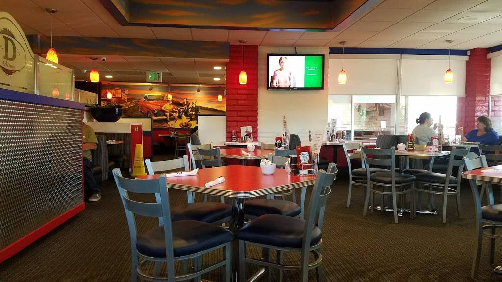 Mr Ds Diner | bakery | 401 E Foothill Blvd, Pomona, CA 91767, USA | 9093984222 OR +1 909-398-4222