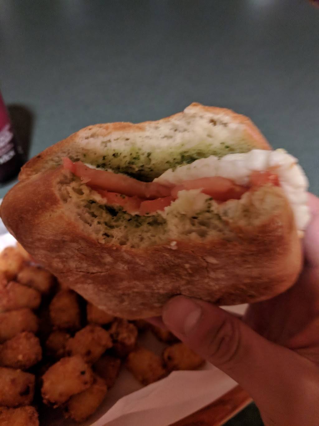 The Gasthaus | restaurant | 2200 E Kenwood Blvd, Milwaukee, WI 53211, USA | 4142296319 OR +1 414-229-6319