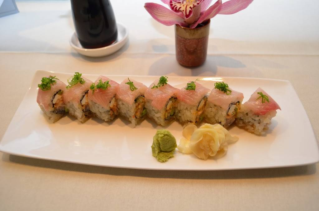 Moko Japanese Cuisine | restaurant | 674 E Broadway, Boston, MA 02127, USA | 6177524601 OR +1 617-752-4601