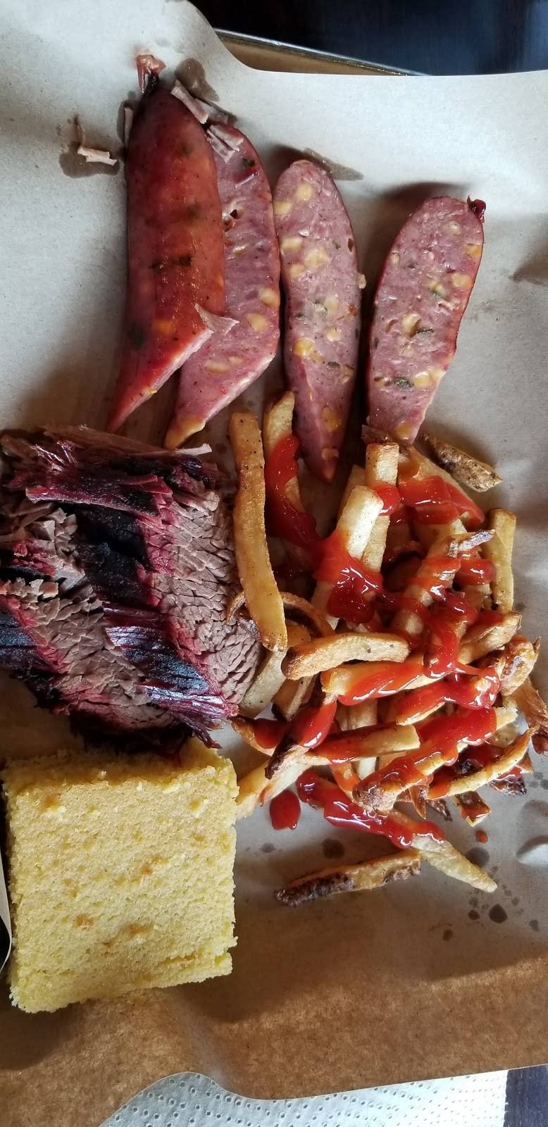 MISSION BBQ | restaurant | 1570 Butterfield Rd, Downers Grove, IL 60515, USA | 6308243606 OR +1 630-824-3606