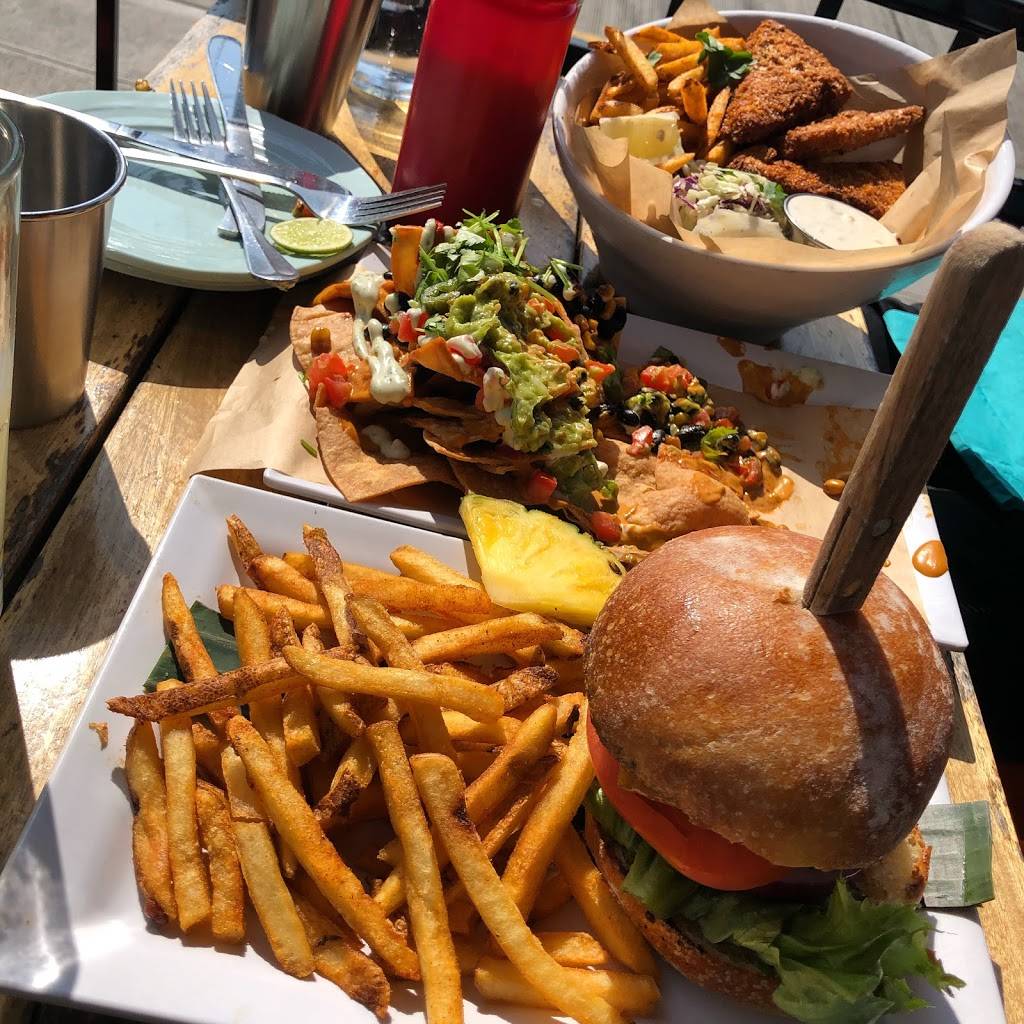 No Bones Beach Club | restaurant | 5410 17th Ave NW, Seattle, WA 98107, USA | 2064533233 OR +1 206-453-3233