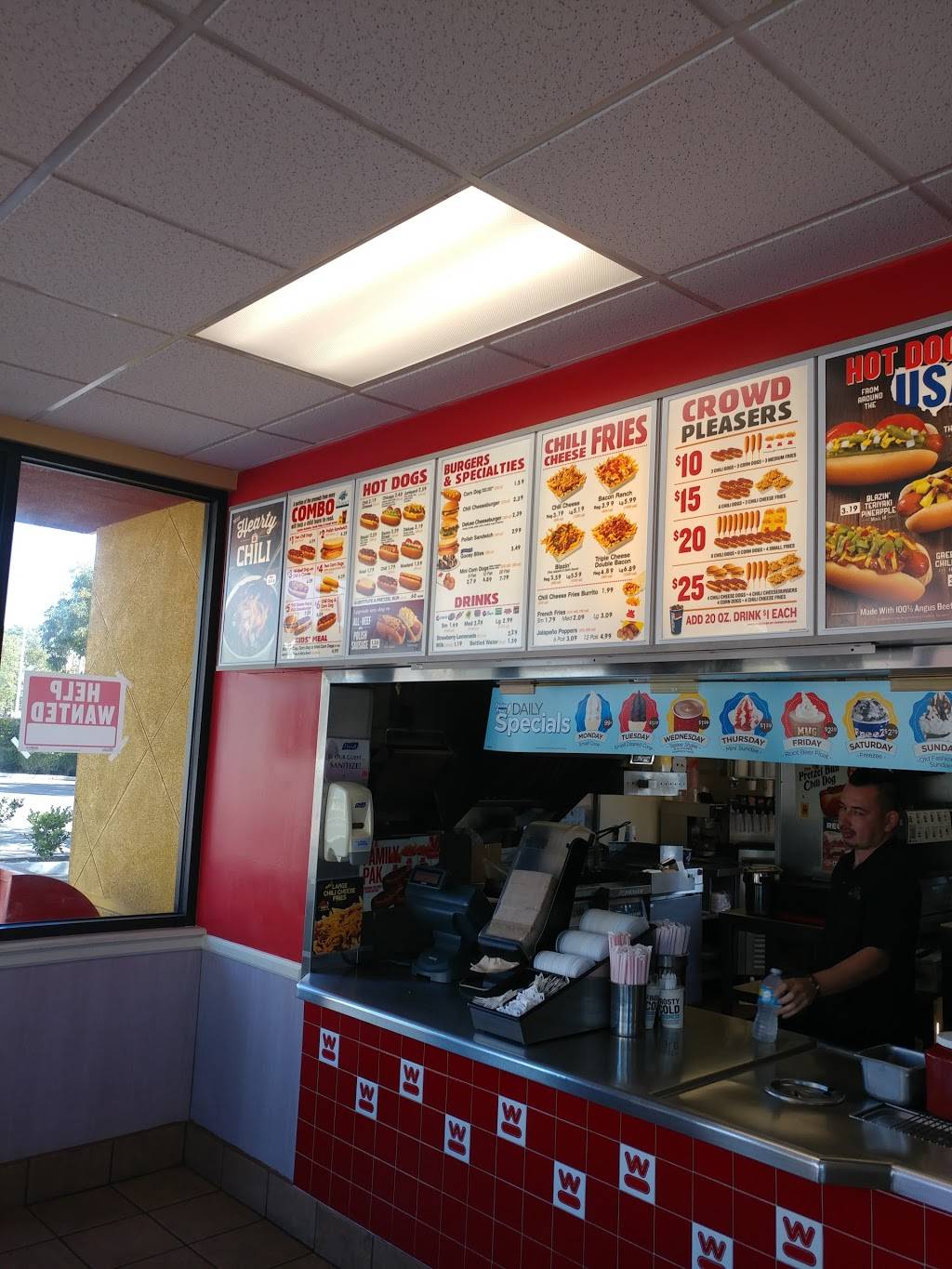 Wienerschnitzel | restaurant | 752 E Dyer Rd, Santa Ana, CA 92705, USA | 7149668543 OR +1 714-966-8543