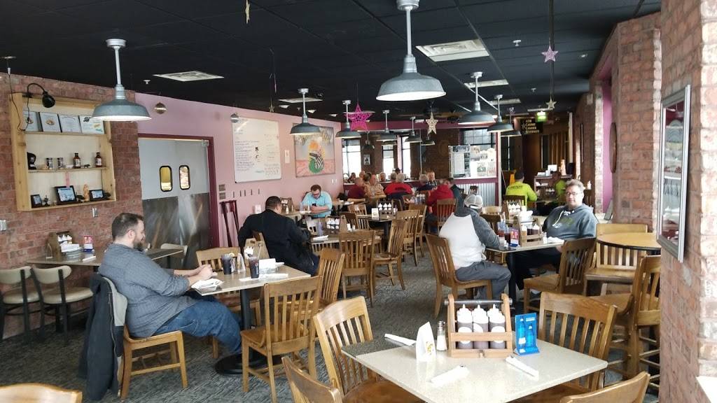 T. Bacon’s BBQ | restaurant | 3120 Packerland Dr, Ashwaubenon, WI 54115, USA | 9206324005 OR +1 920-632-4005