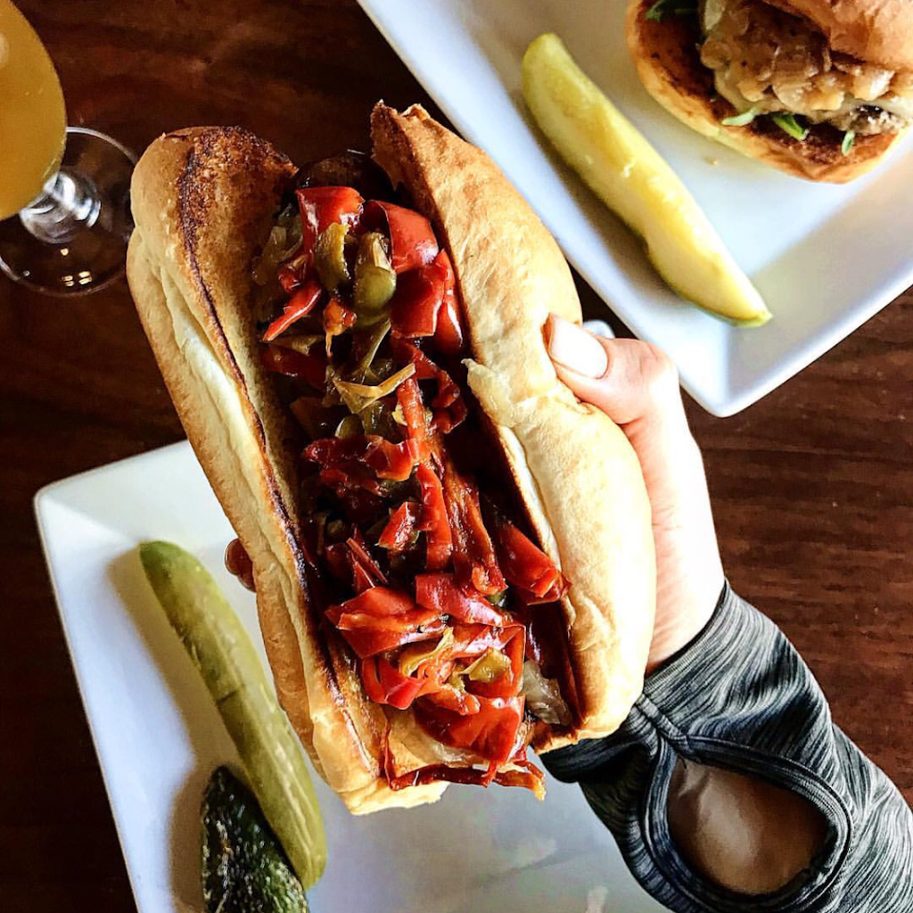 District Pub NoHo | restaurant | 5249 Lankershim Blvd, North Hollywood, CA 91601, USA | 8187327319 OR +1 818-732-7319