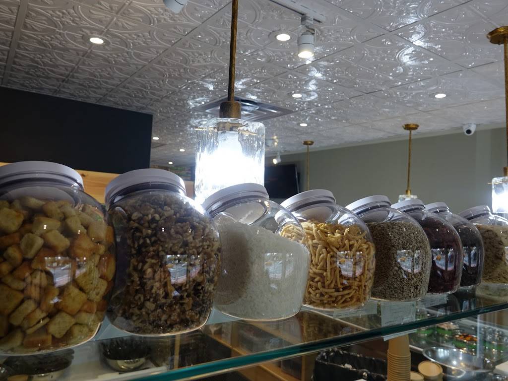 Montagus Gusto | restaurant | 645 2nd Ave, New York, NY 10016, USA | 9172614129 OR +1 917-261-4129